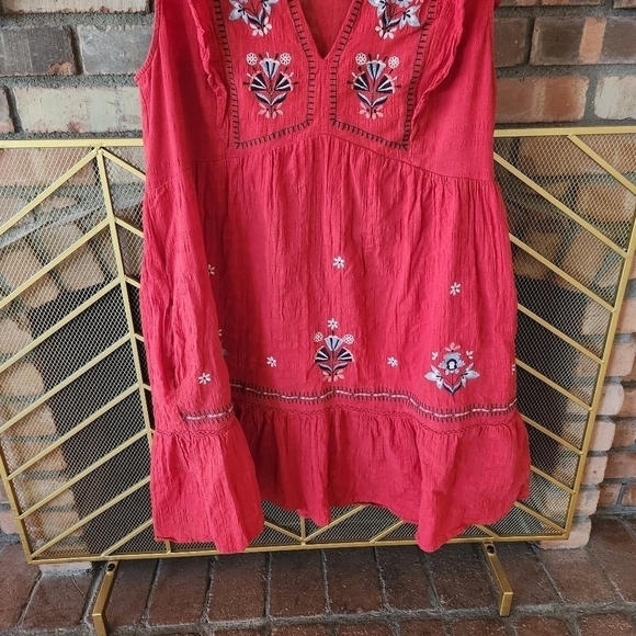 RED Bohemian 100% Cotton Ruffle Sleeved V Neck Dress. SIZE Medium - Picture 8 of 12